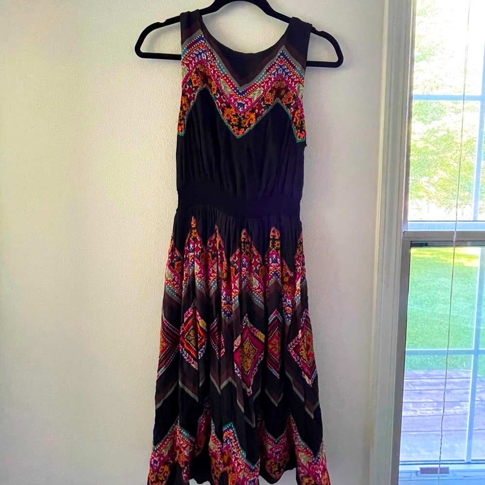 Lowered! 💥 Women’s Multicolored Sleeveless Dress